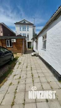 Дом 300м&sup2;, 2-этажный, участок 6 сот.  