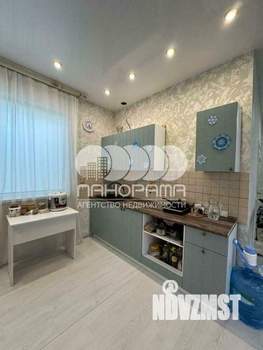 Дом 63м&sup2;, 2-этажный, участок 15 сот.  