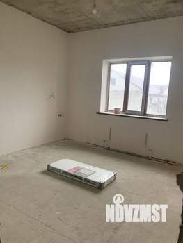 Дом 320м², 2-этажный, участок 4 сот.  