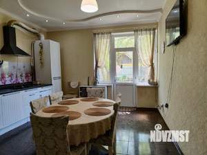 Дом 155м&sup2;, 2-этажный, участок 4 сот.  