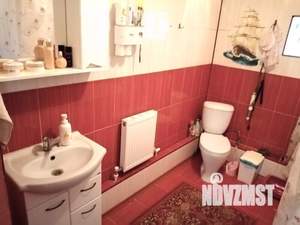 Дом 70м², 2-этажный, участок 6 сот.  