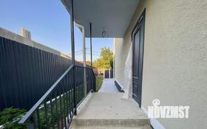 Дом 132м&sup2;, 3-этажный, участок 3 сот.  