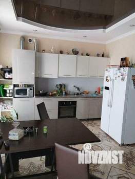 Дом 120м², 2-этажный, участок 3 сот.  