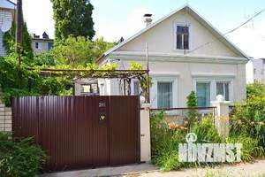 Дом 100м², 2-этажный, участок 5 сот.  