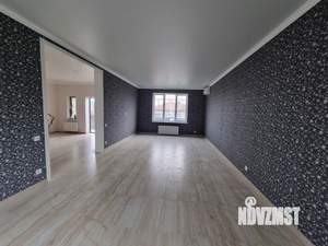 Дом 136м&sup2;, 2-этажный, участок 4 сот.  