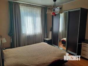 Дом 90м&sup2;, 2-этажный, участок 4 сот.  