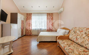 Дом 401м&sup2;, 3-этажный, участок 4 сот.  