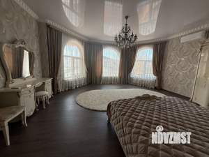 Дом 261м&sup2;, 2-этажный, участок 6 сот.  