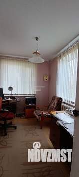 Дом 160м&sup2;, 2-этажный, участок 13 сот.  