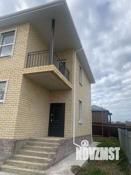 Дом 153м&sup2;, 2-этажный, участок 3 сот.  