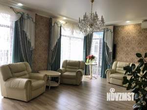 Дом 352м&sup2;, 3-этажный, участок 5 сот.  