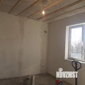 Дом 85м&sup2;, 2-этажный, участок 4 сот.  