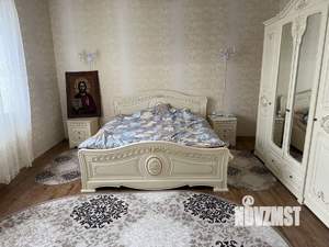 Дом 302м², 3-этажный, участок 5 сот.  
