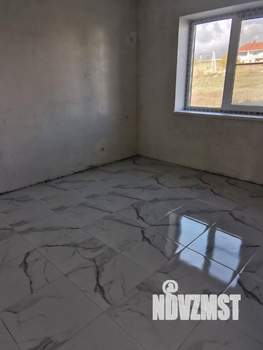 Дом 130м&sup2;, 2-этажный, участок 5 сот.  