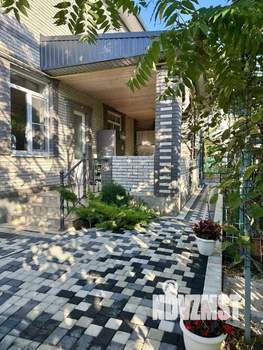 Дом 185м², 2-этажный, участок 8 сот.  