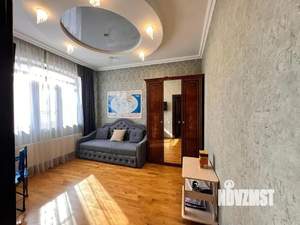 Дом 225м&sup2;, 2-этажный, участок 4 сот.  