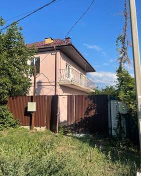Дом 130м², 2-этажный, участок 5 сот.  
