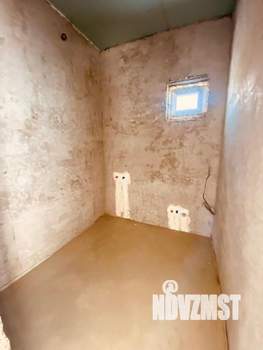 Дом 93м&sup2;, 2-этажный, участок 4 сот.  