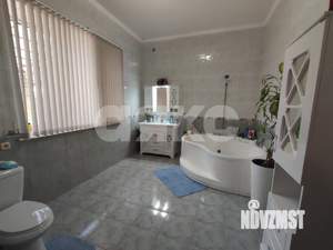 Дом 347м&sup2;, 2-этажный, участок 7 сот.  