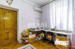 Дом 153м&sup2;, 2-этажный, участок 3 сот.  