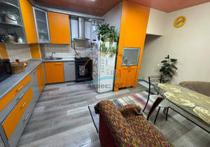 Дом 67м&sup2;, 3-этажный, участок 2 сот.  