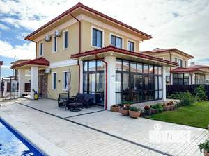 Дом 177м&sup2;, 2-этажный, участок 6 сот.  