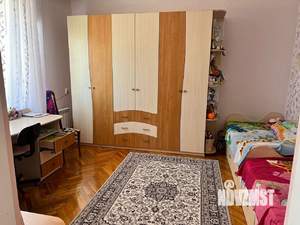 Дом 157м&sup2;, 2-этажный, участок 3 сот.  