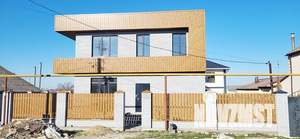 Дом 150м², 2-этажный, участок 10 сот.  