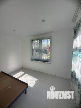 Дом 30м², 2-этажный, участок 5 сот.  