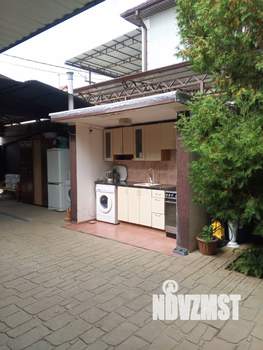 Дом 106м&sup2;, 2-этажный, участок 4 сот.  