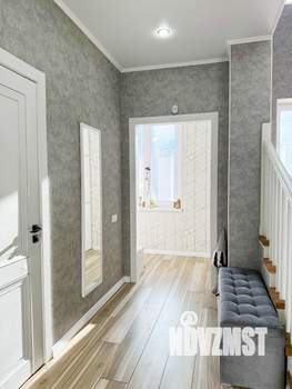 Дом 220м², 2-этажный, участок 4 сот.  