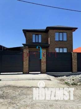 Дом 269м&sup2;, 2-этажный, участок 6 сот.  