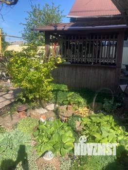 Дом 172м&sup2;, 2-этажный, участок 4 сот.  