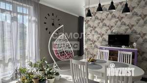 Коттедж 247м&sup2;, 2-этажный, участок 6 сот.  