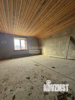 Дом 245м&sup2;, 2-этажный, участок 4 сот.  