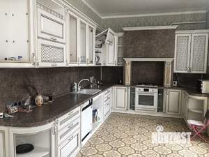 Дом 350м&sup2;, 2-этажный, участок 4 сот.  