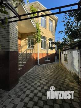 Дом 357м², 3-этажный, участок 7 сот.  