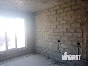 Дом 200м&sup2;, 2-этажный, участок 5 сот.  