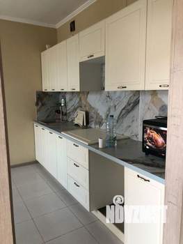 Дом 80м&sup2;, 2-этажный, участок 4 сот.  