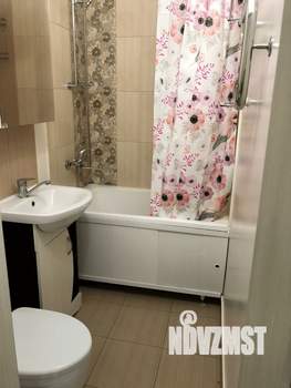 Дом 209м&sup2;, 2-этажный, участок 3 сот.  