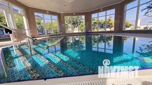 Коттедж 780м&sup2;, 3-этажный, участок 20 сот.  