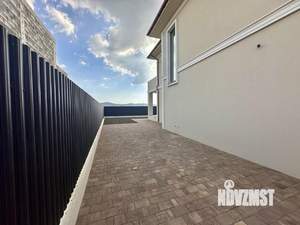 Дом 232м&sup2;, 2-этажный, участок 4 сот.  