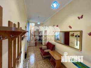 Дом 192м&sup2;, 2-этажный, участок 2 сот.  