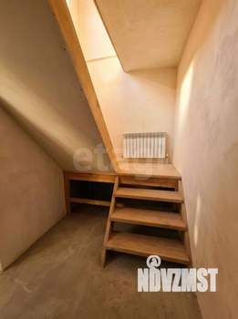 Дом 100м&sup2;, 2-этажный, участок 4 сот.  