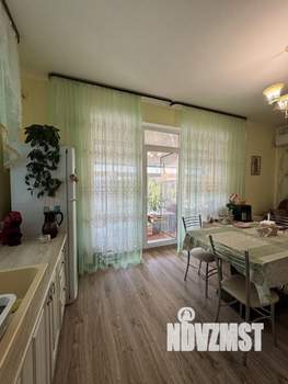 Дом 120м², 2-этажный, участок 5 сот.  