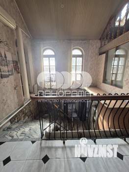 Дом 319м&sup2;, 2-этажный, участок 3 сот.  