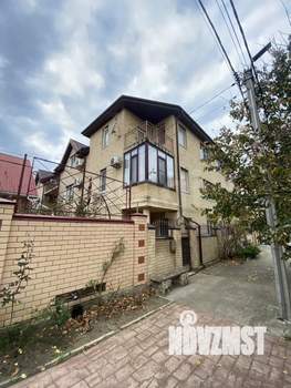 Таунхаус 105м&sup2;, 3-этажный, участок 5 сот.  