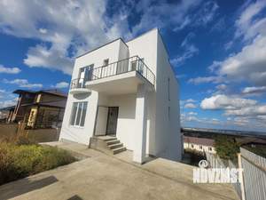 Дом 291м&sup2;, 2-этажный, участок 5 сот.  