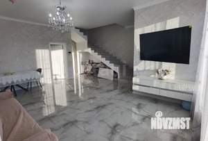 Дом 161м&sup2;, 2-этажный, участок 4 сот.  