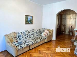 Дом 157м&sup2;, 2-этажный, участок 3 сот.  